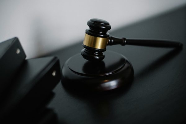Hukum law